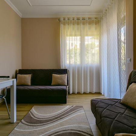 Apartments Hillside Улцинь Экстерьер фото